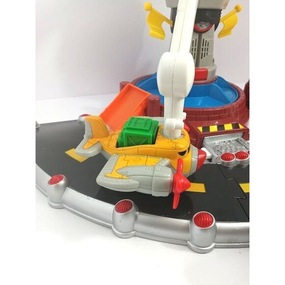 Fisher-Price GeoTrax Rail & Road System Coastal Winds Airport Plane - Picture 9 of 10